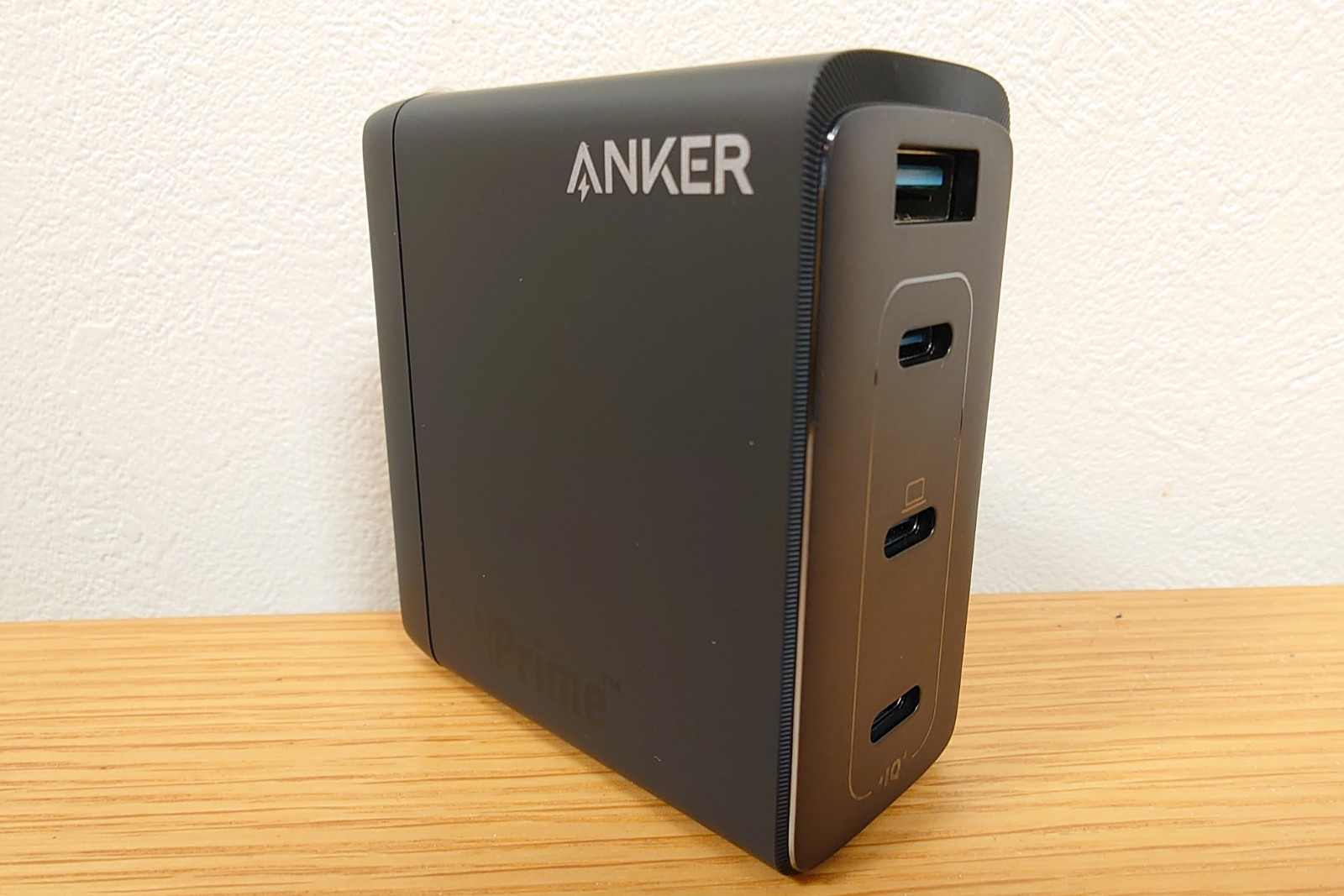 Anker製急速充電器(anker-747-charger)