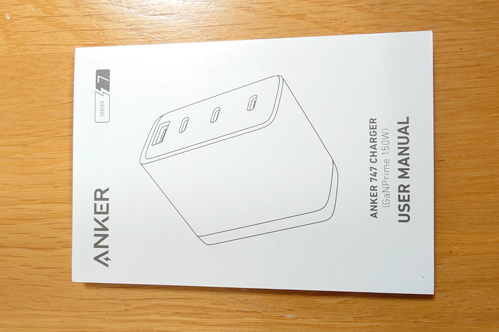 Anker製急速充電器(anker-747-charger)