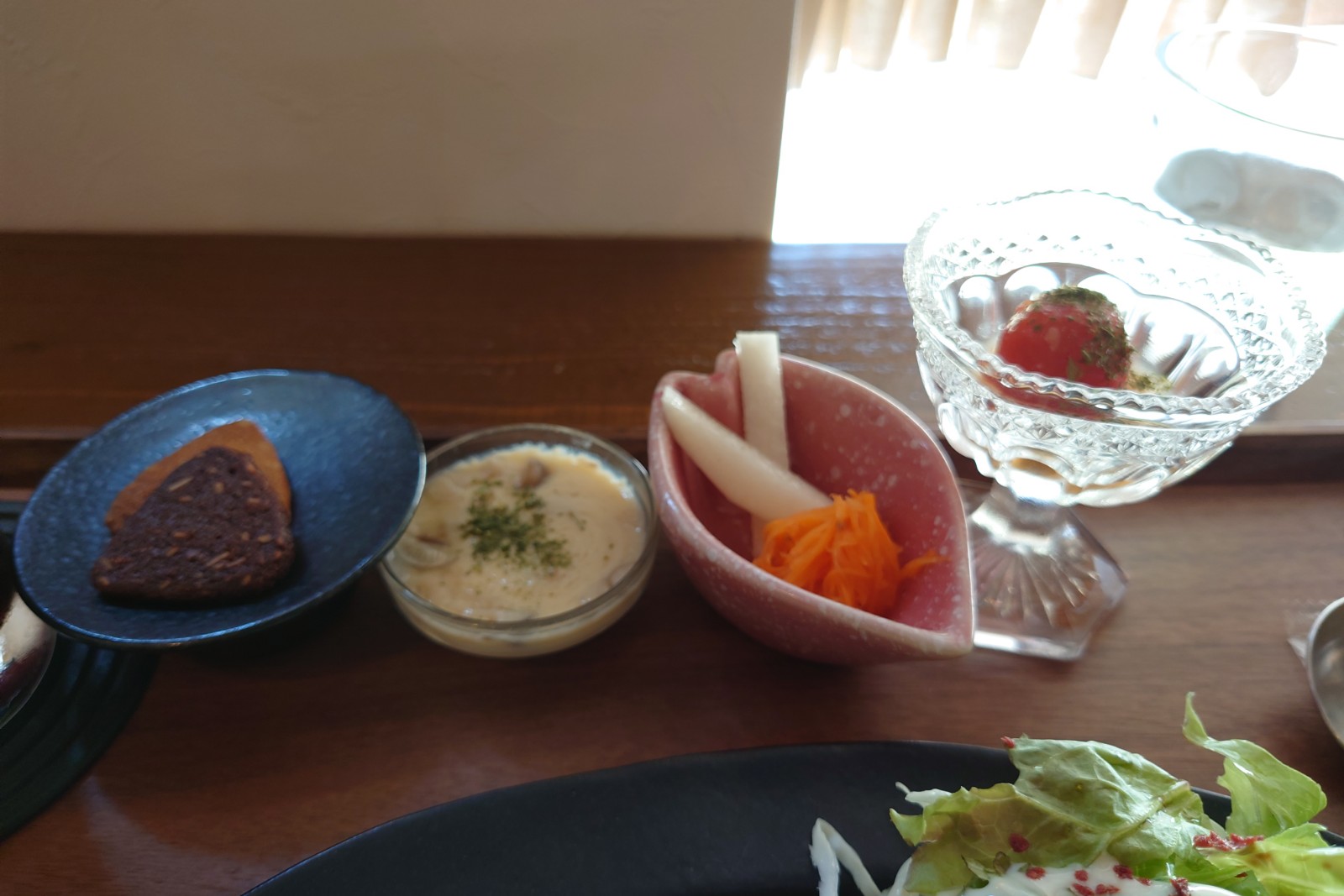 ハウスカフェ江古田プラス,鶏もも肉のコンフィ