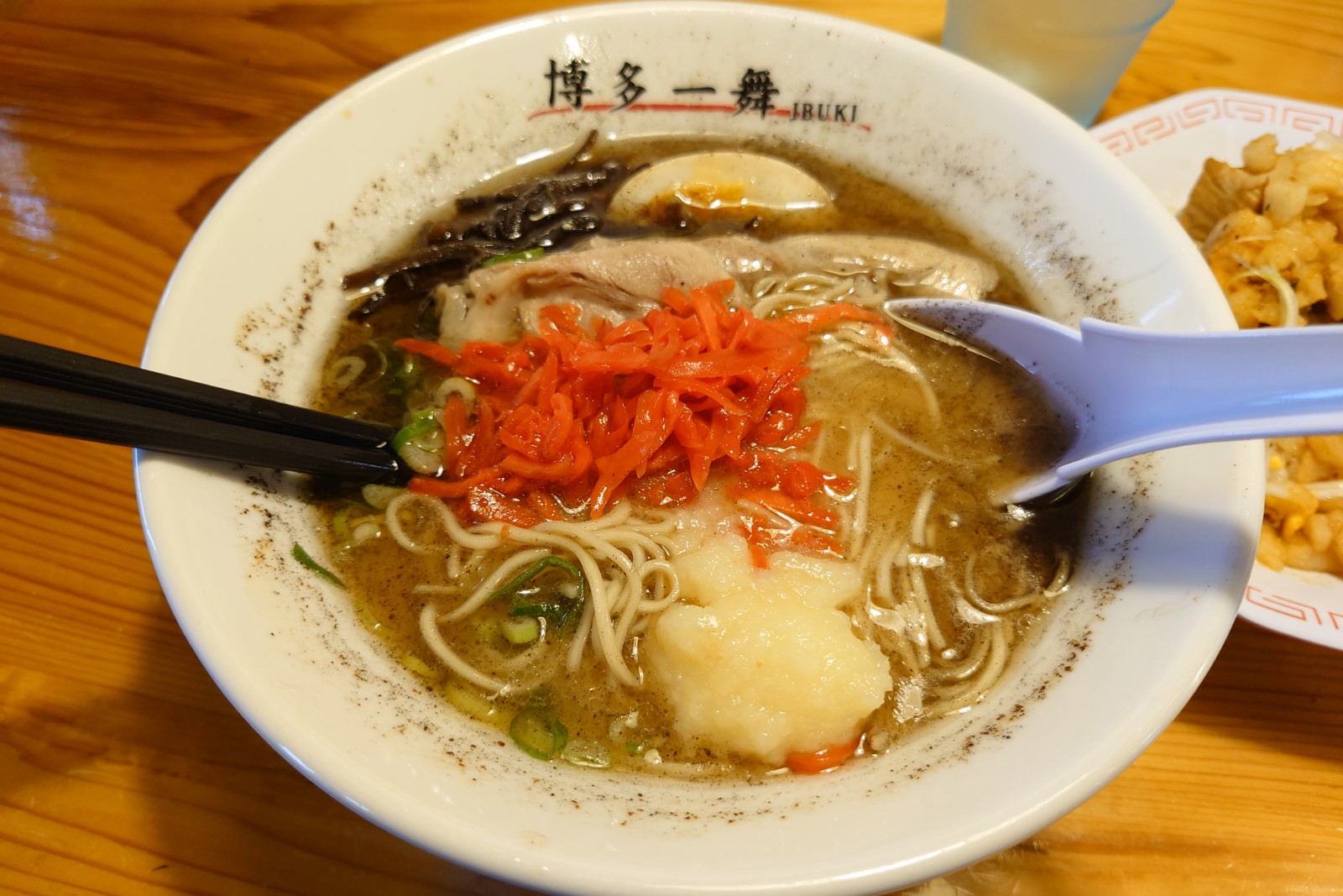 倍得家系ラーメン(黒),博多一舞瑞穂店