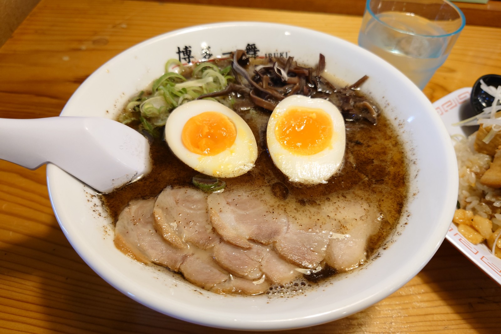 倍得家系ラーメン(黒),博多一舞瑞穂店