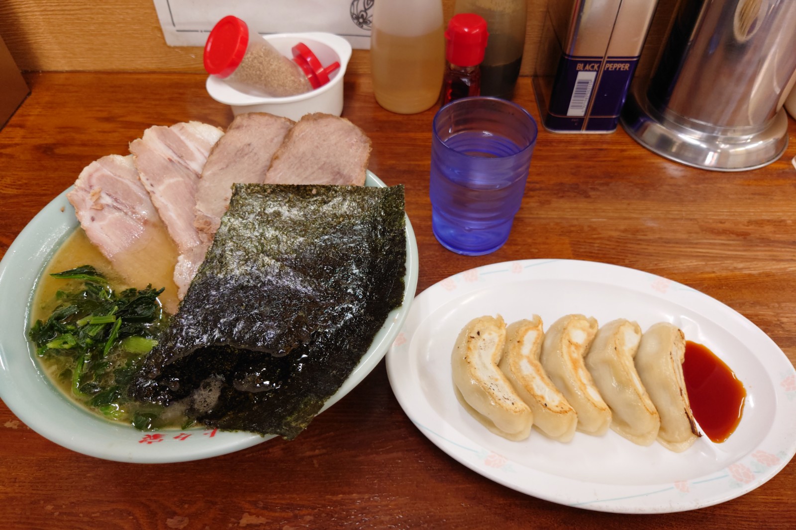 中盛チャーシュー,餃子,上々屋