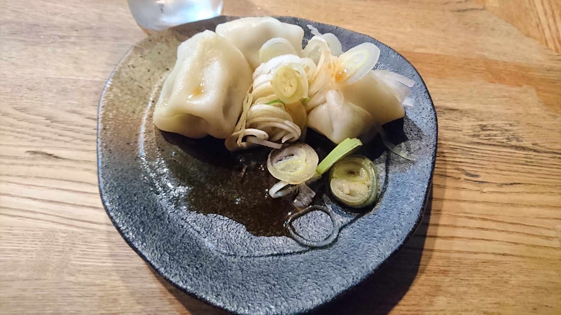 つけ麺屋やすべえ池袋店 特製水餃子