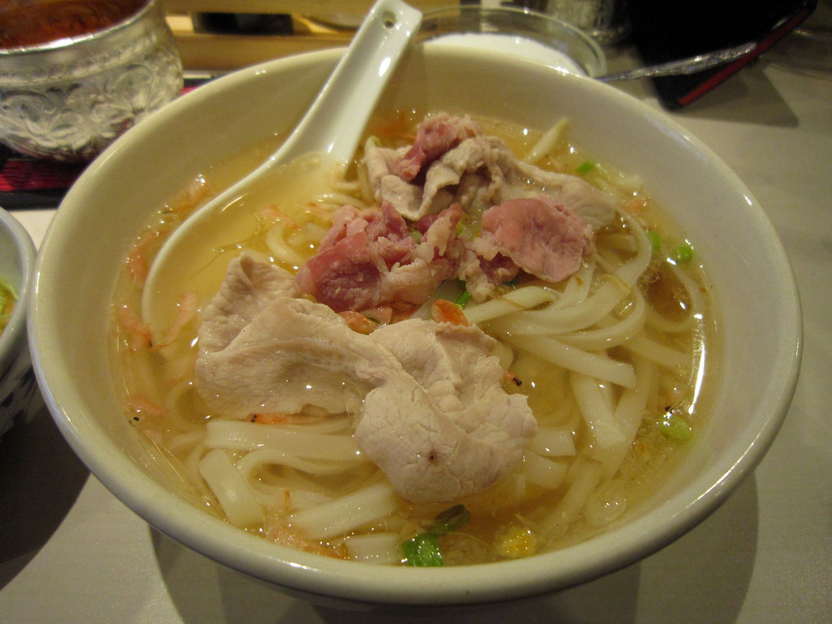 タイラーメン,トゥクトゥク