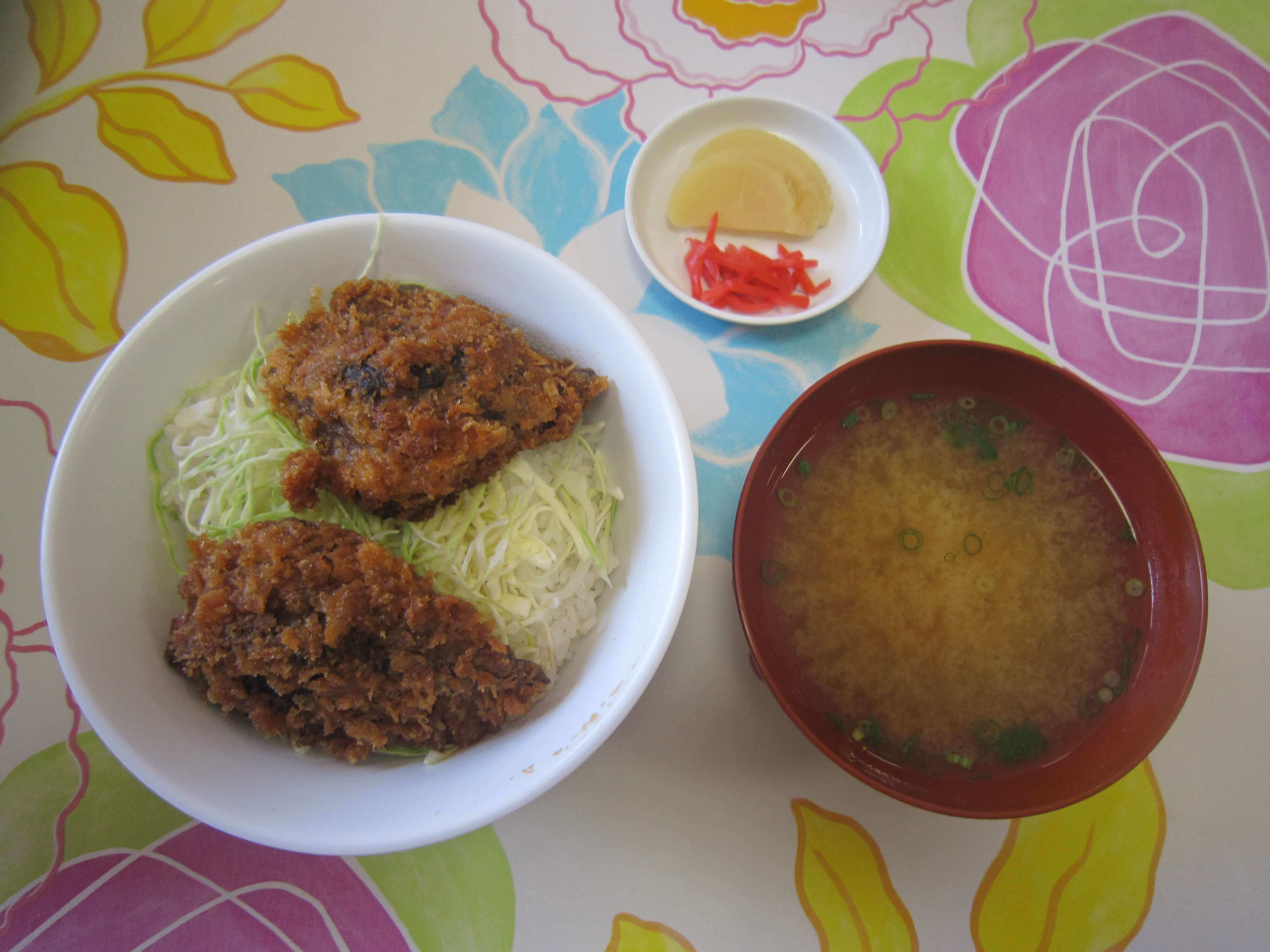 三峰神社,興雲閣,しいたけ丼