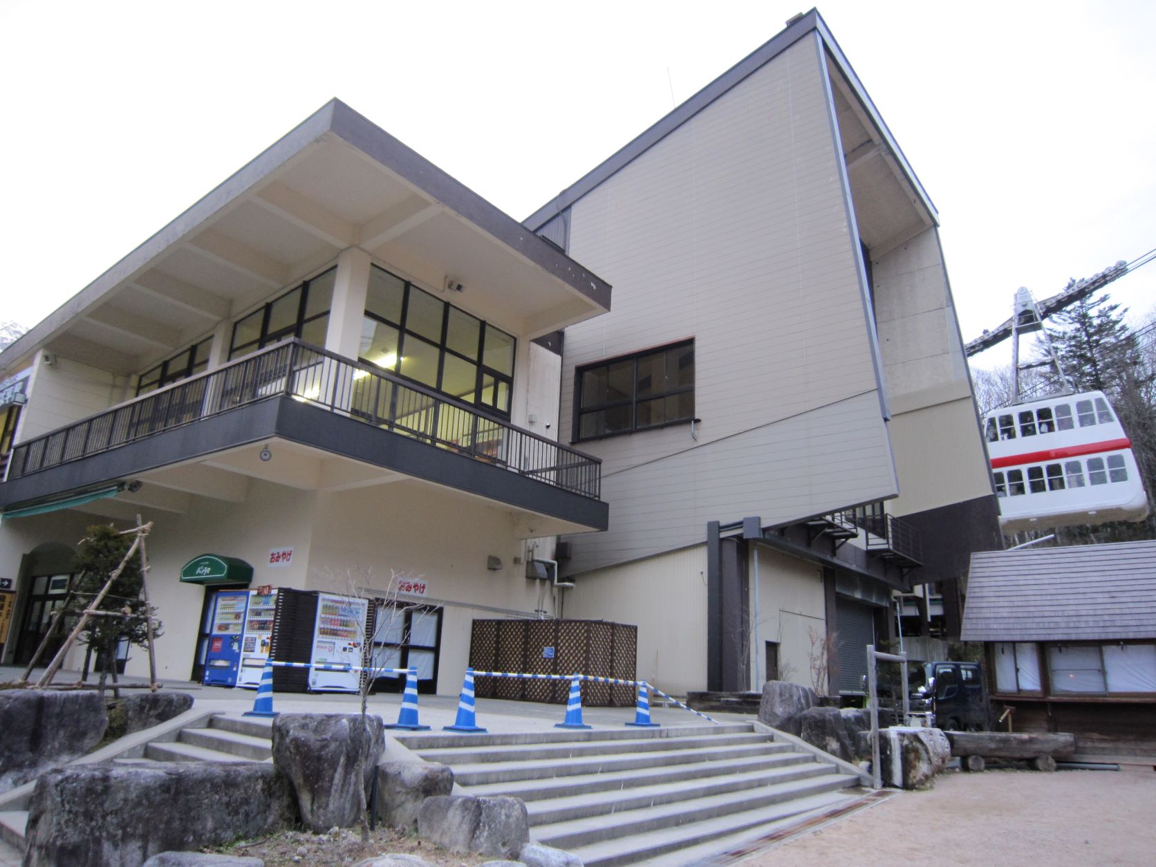 しらかば平駅,新穂高ロープウェイ