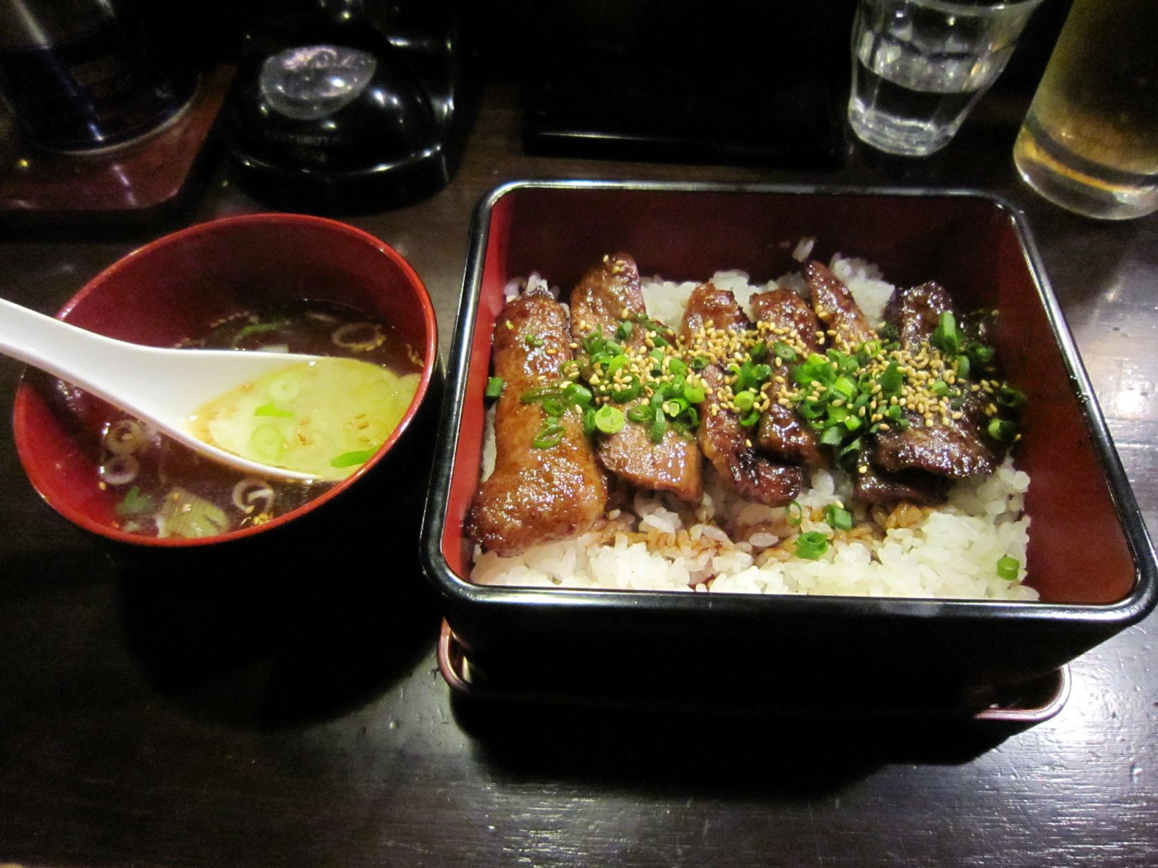 飛騨牛重,鍛冶橋そば