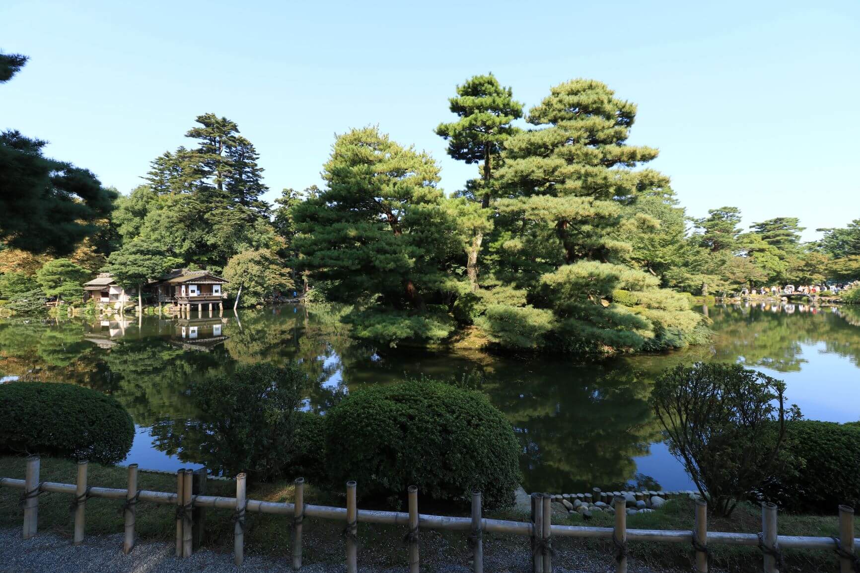 兼六園の内橋亭