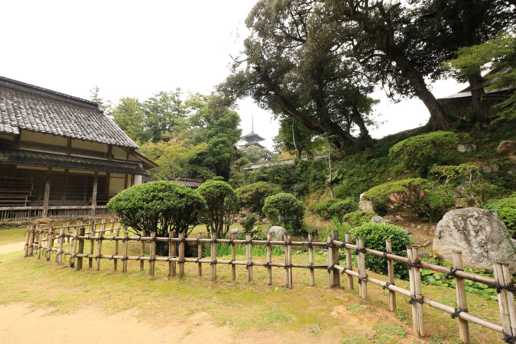 金榮山妙成寺の書院庭園