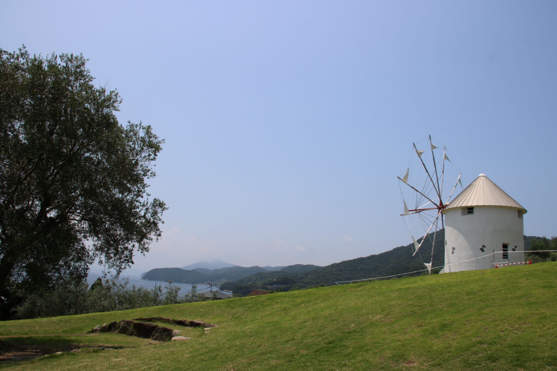 小豆島オリーブ公園,ギリシャ風車