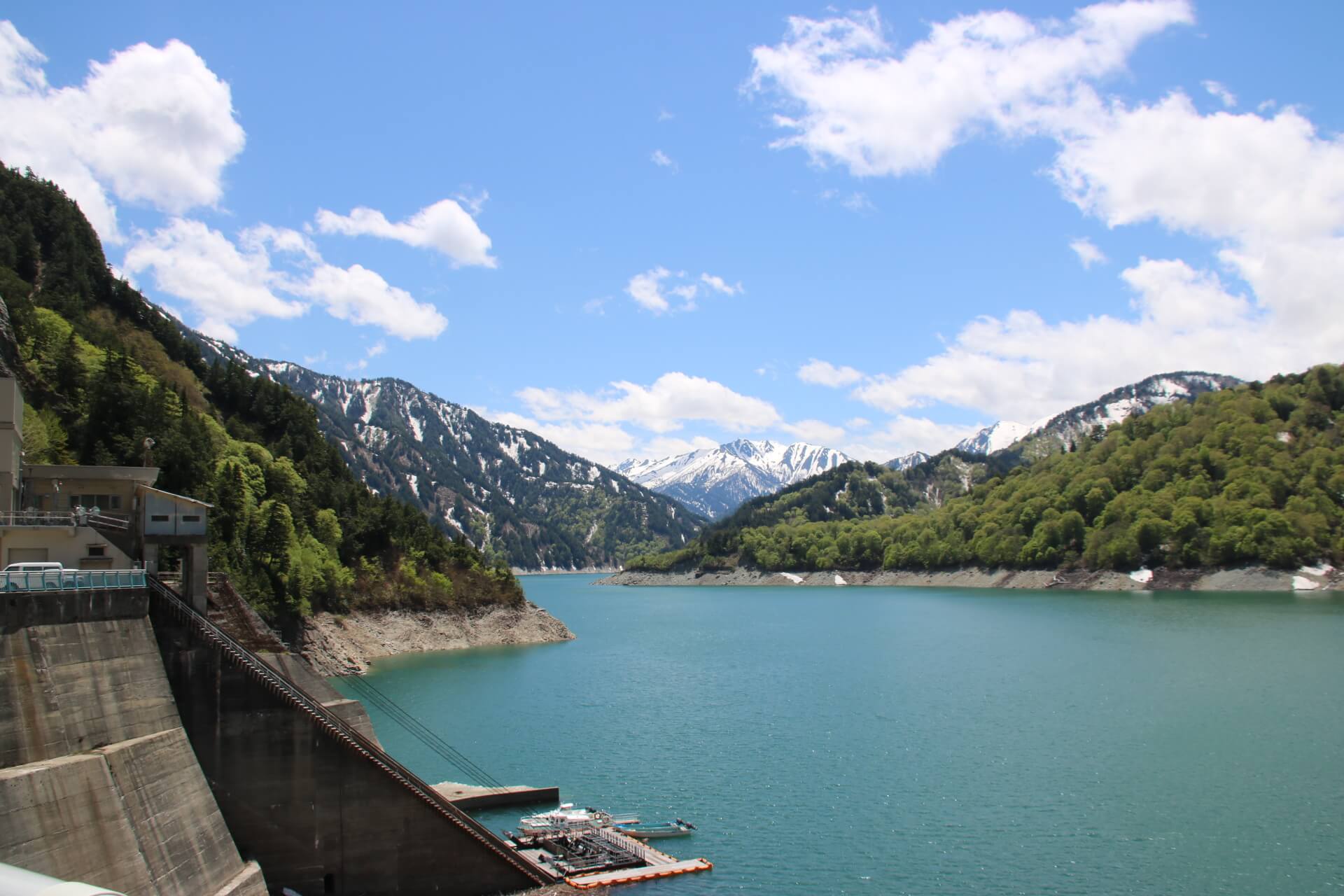 黒部湖,立山黒部アルペンルート