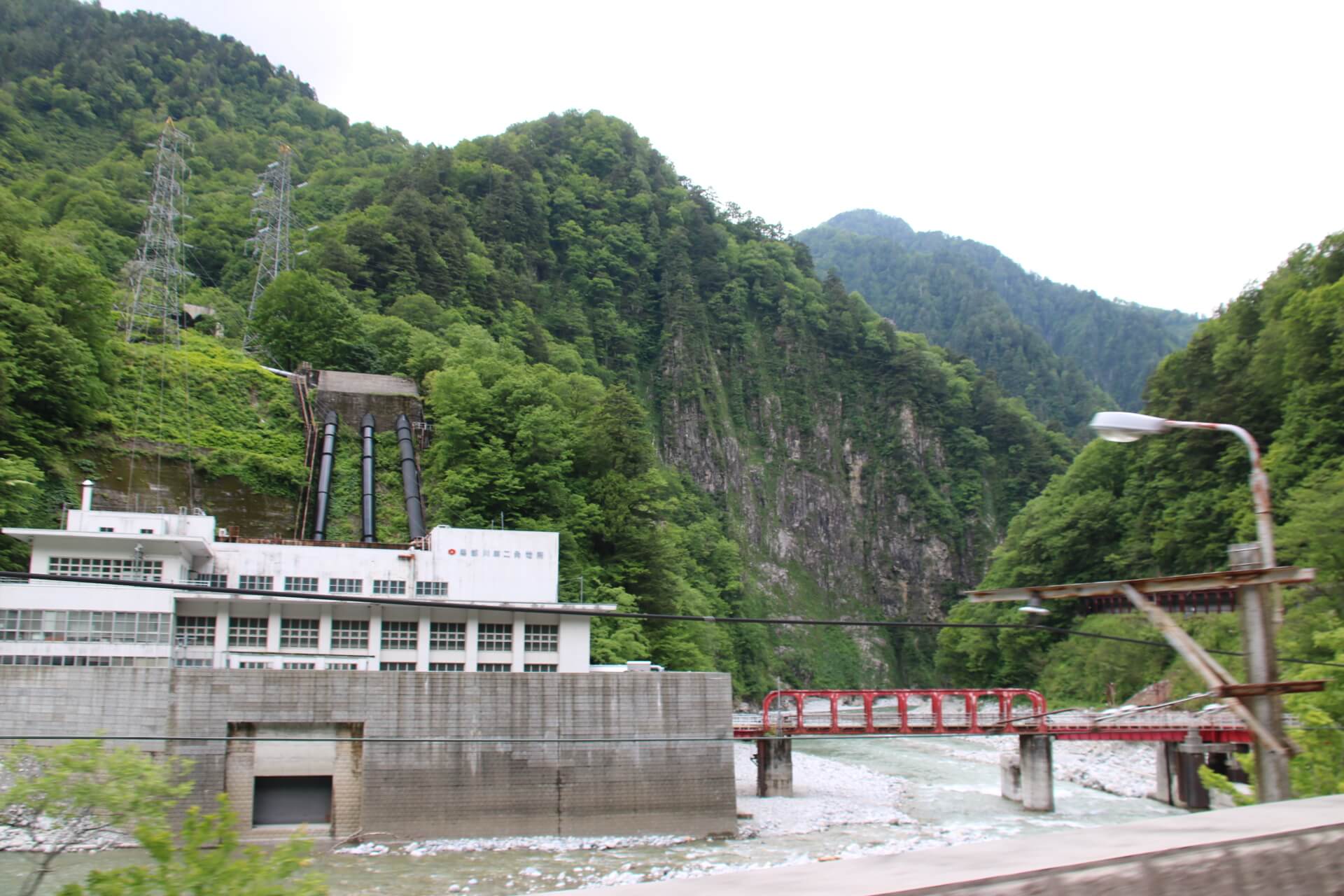 黒部川第二発電所,黒部峡谷鉄道