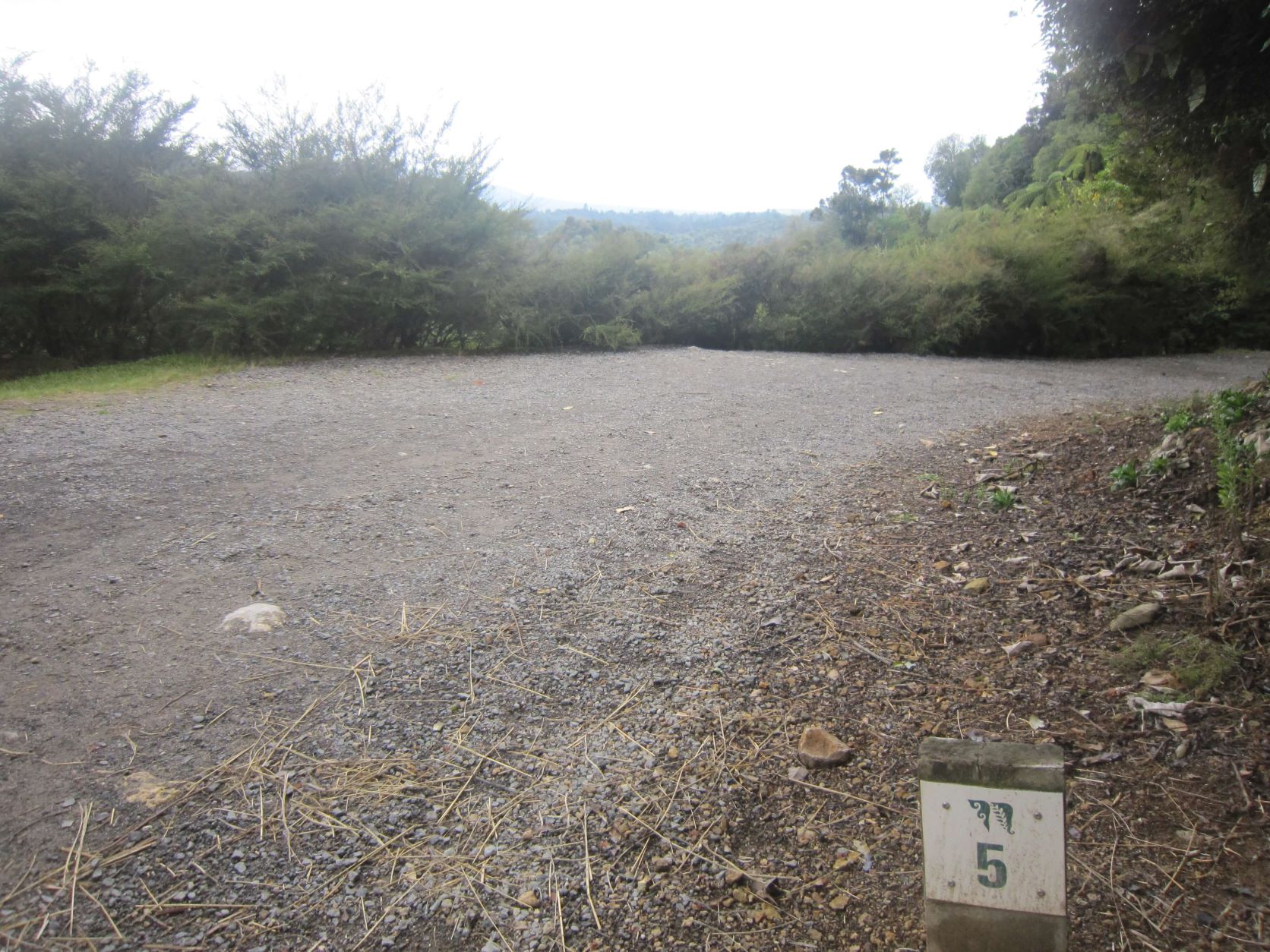 ワイマング火山渓谷