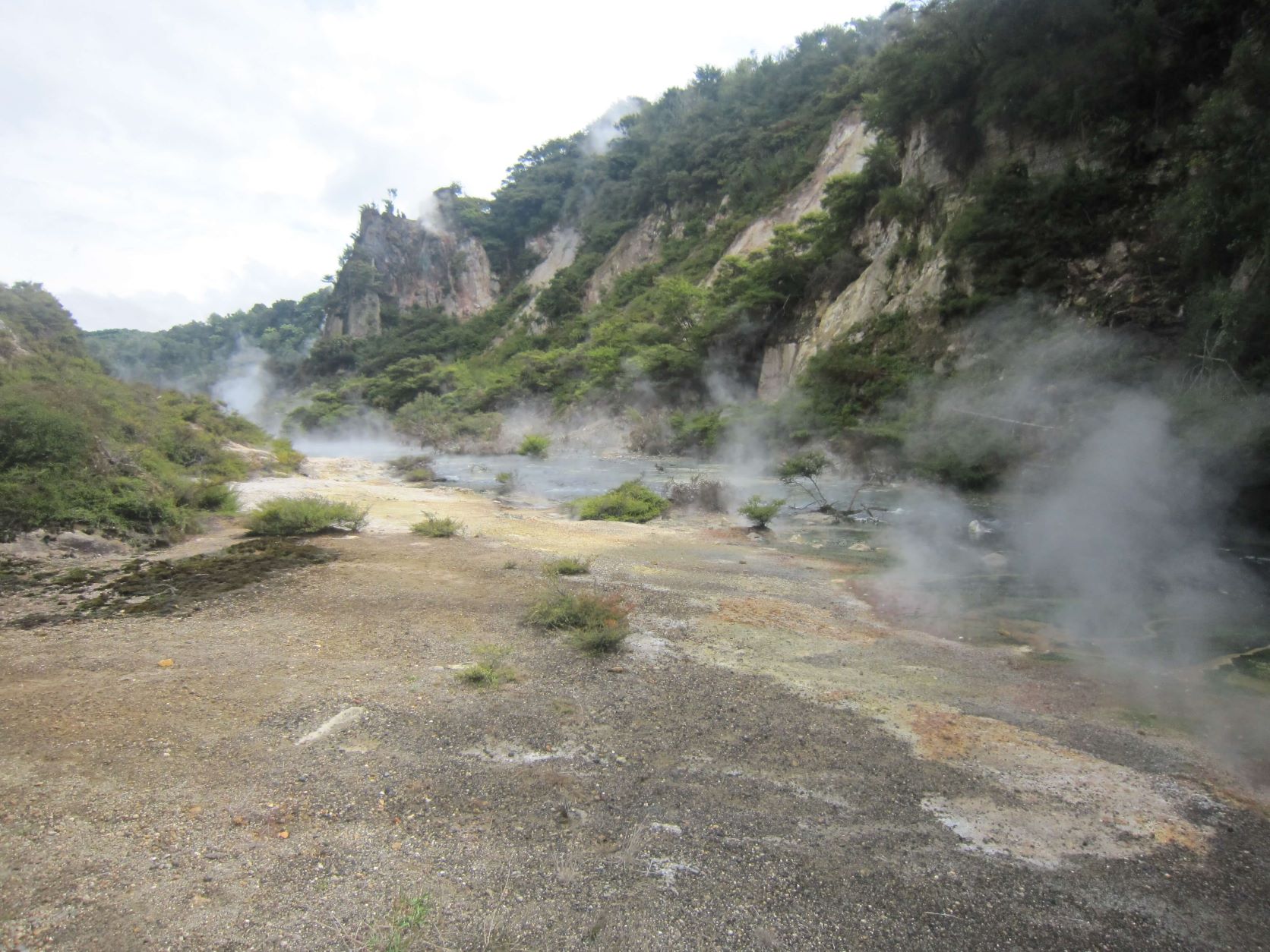 ワイマング火山渓谷